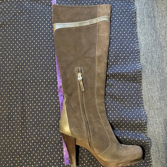 Authentic Fendi Boots size 36.5 - Picture 11 of 13